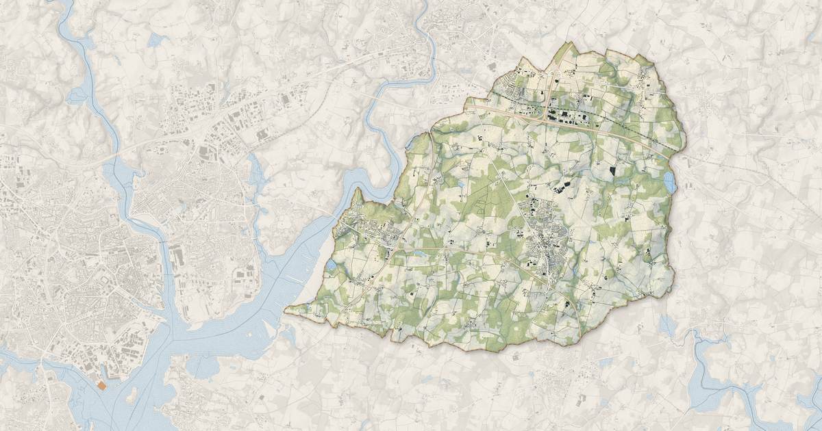 Portrait cartographique de Kervignac : relief, eau, forêts, bâti et voies, calculés à partir des données de l'IGN