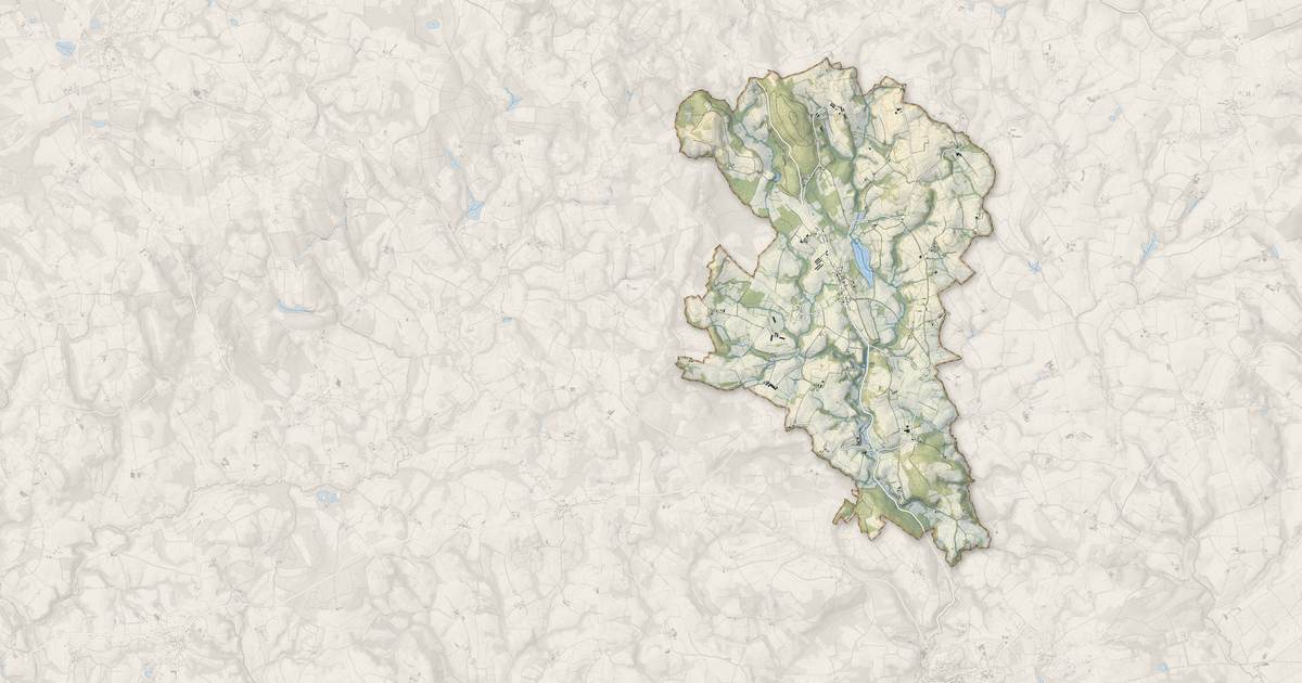 Portrait cartographique de Langoëlan : relief, eau, forêts, bâti et voies, calculés à partir des données de l'IGN
