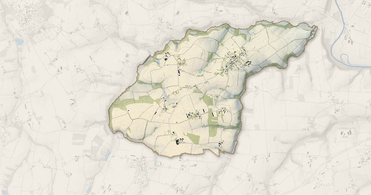Portrait cartographique de Lantillac : relief, eau, forêts, bâti et voies, calculés à partir des données de l'IGN