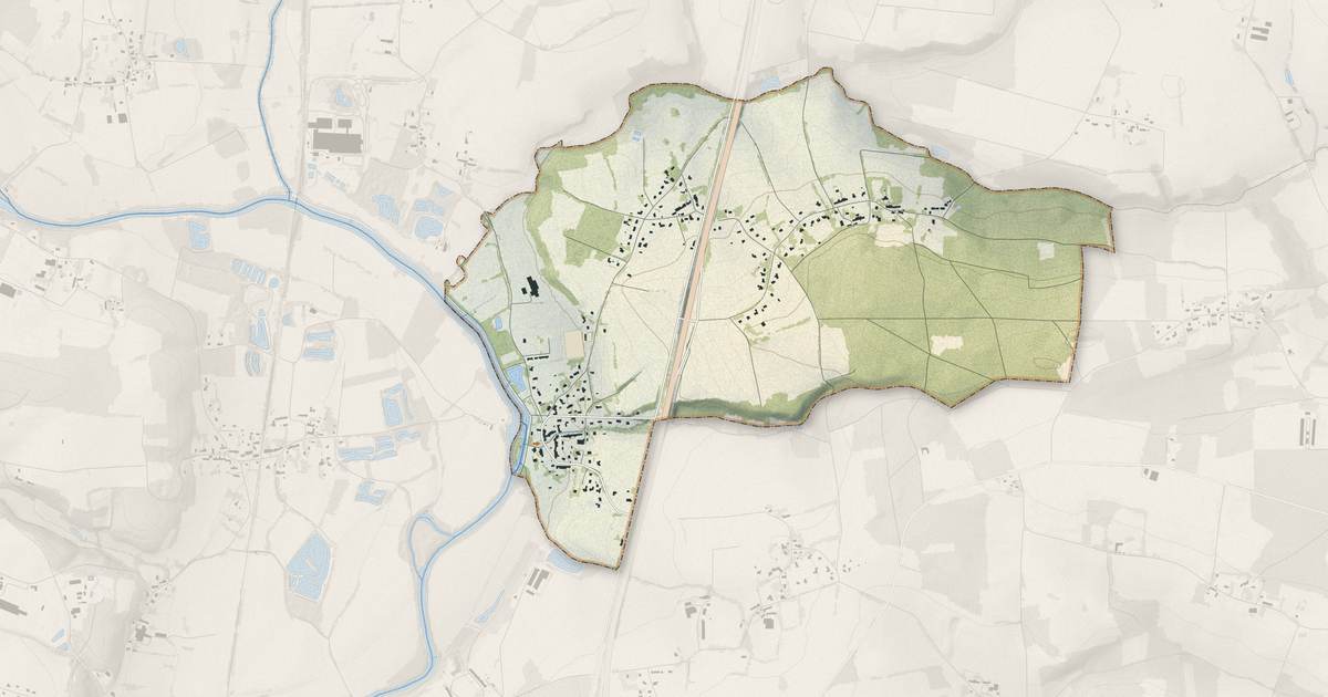 Portrait cartographique de Montertelot : relief, eau, forêts, bâti et voies, calculés à partir des données de l'IGN