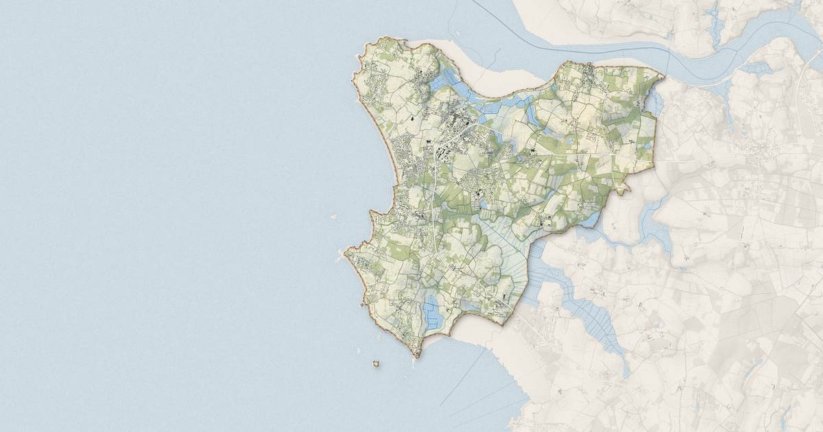 Portrait cartographique de Pénestin : relief, eau, forêts, bâti et voies, calculés à partir des données de l'IGN