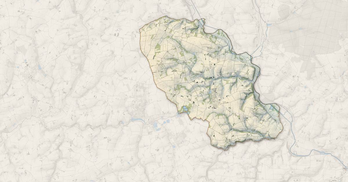 Portrait cartographique de Pleugriffet : relief, eau, forêts, bâti et voies, calculés à partir des données de l'IGN