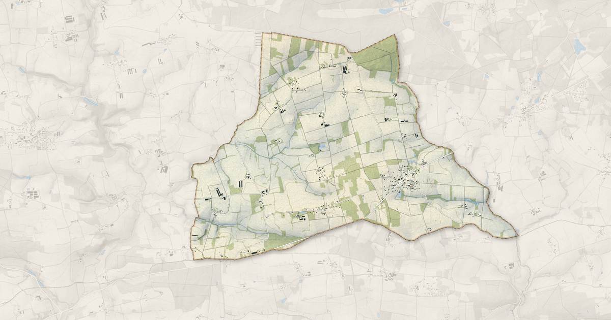 Portrait cartographique de Réminiac : relief, eau, forêts, bâti et voies, calculés à partir des données de l'IGN