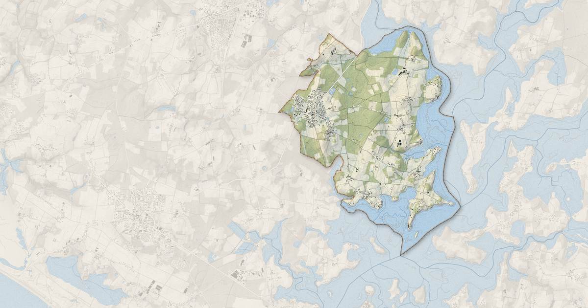 Portrait cartographique de Sainte-Hélène : relief, eau, forêts, bâti et voies, calculés à partir des données de l'IGN