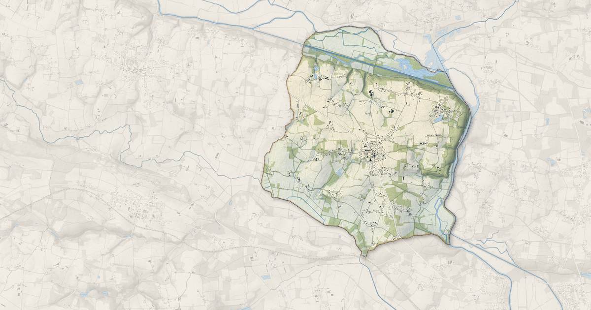 Portrait cartographique de Saint-Vincent-sur-Oust : relief, eau, forêts, bâti et voies, calculés à partir des données de l'IGN