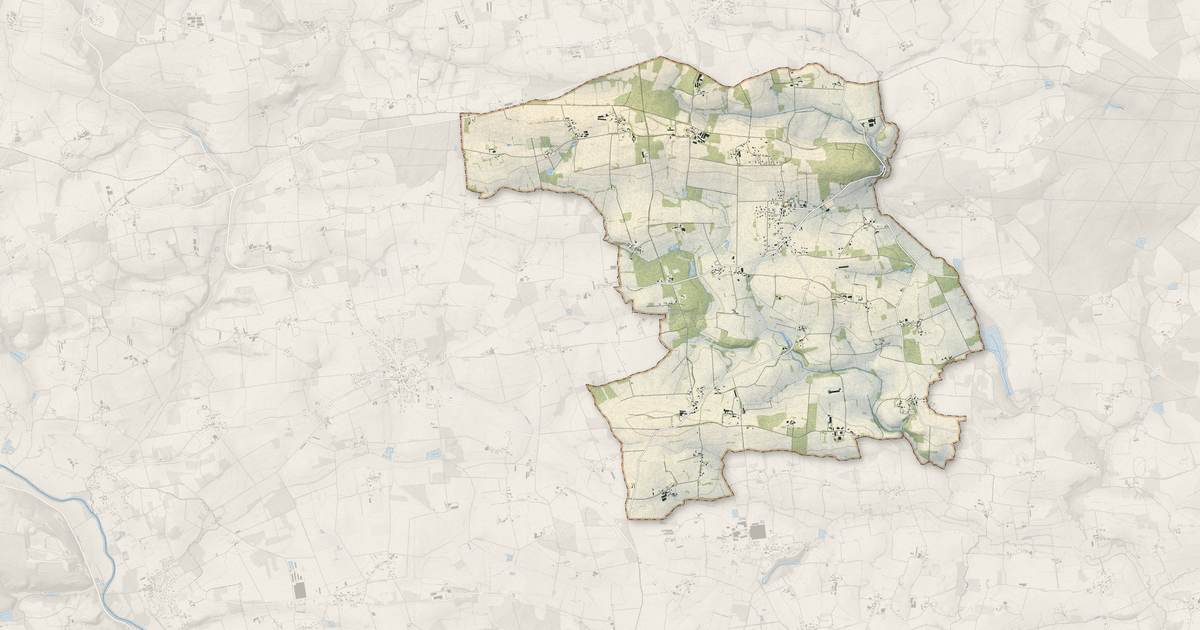 Portrait cartographique de Tréal : relief, eau, forêts, bâti et voies, calculés à partir des données de l'IGN
