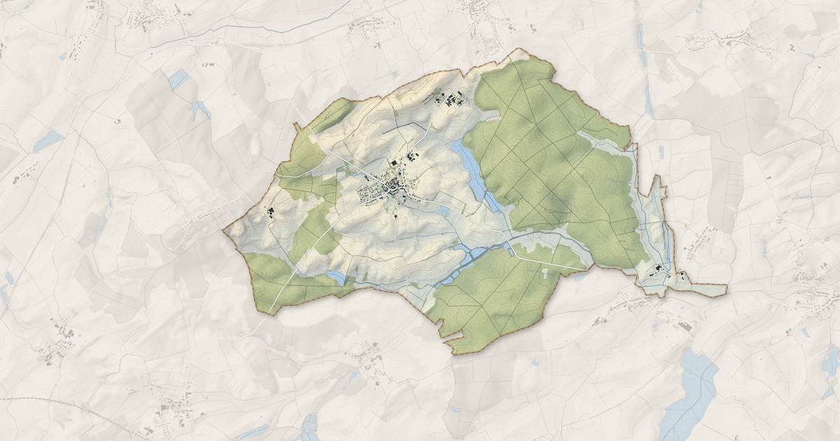 Portrait cartographique de Albestroff : relief, eau, forêts, bâti et voies, calculés à partir des données de l'IGN