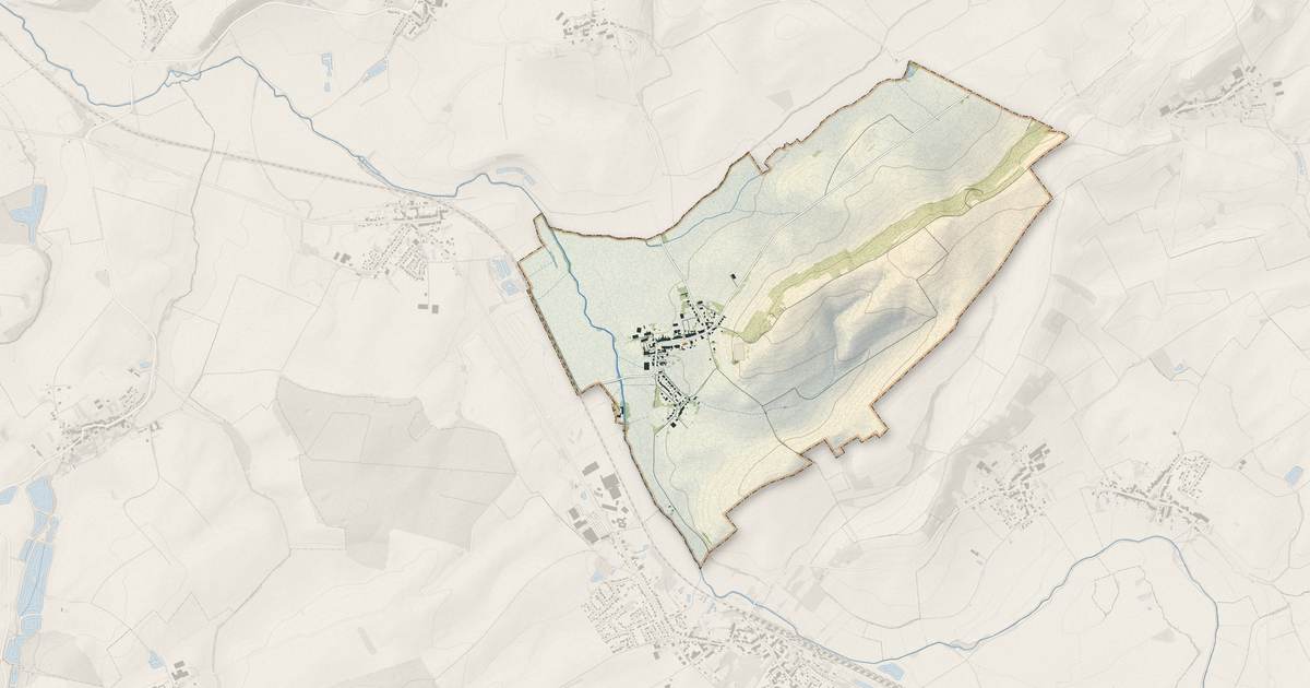 Portrait cartographique de Ancerville : relief, eau, forêts, bâti et voies, calculés à partir des données de l'IGN