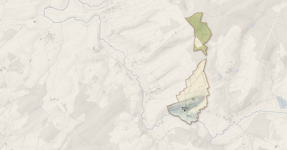 Portrait cartographique de Attilloncourt : relief, eau, forêts, bâti et voies, calculés à partir des données de l'IGN