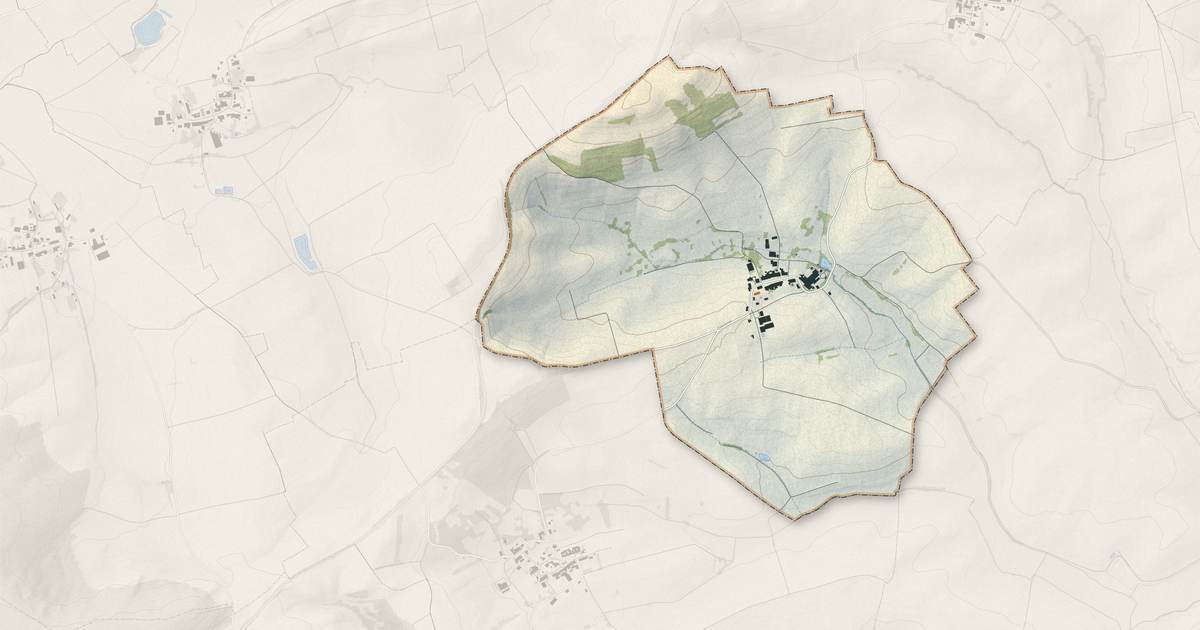 Portrait cartographique de Bellange : relief, eau, forêts, bâti et voies, calculés à partir des données de l'IGN