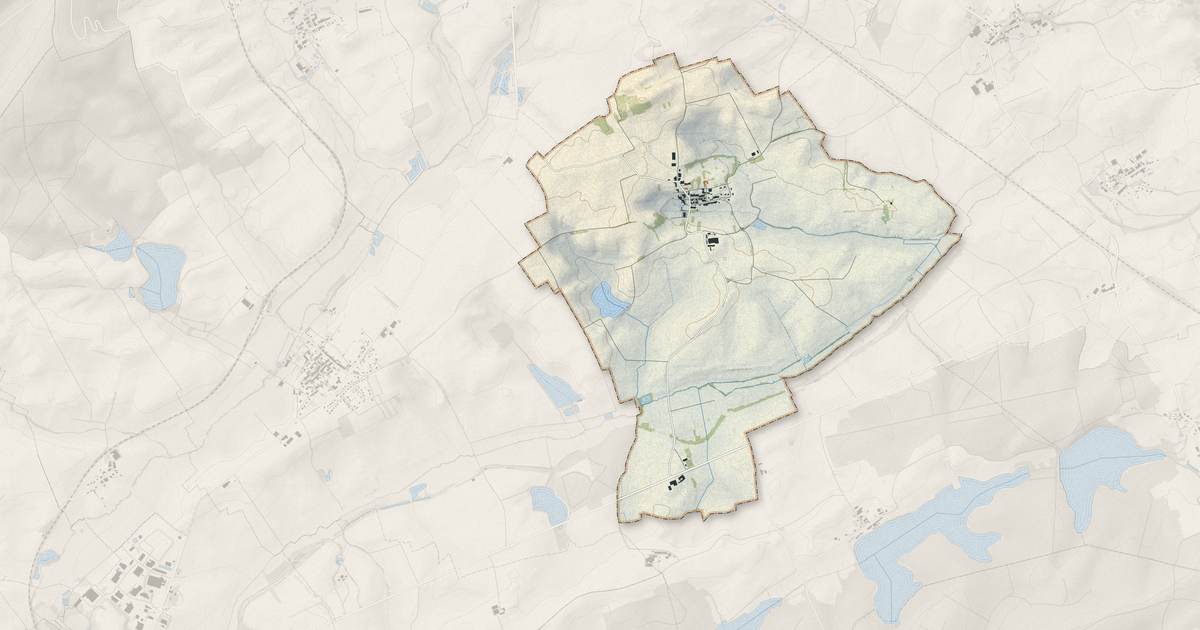Portrait cartographique de Bidestroff : relief, eau, forêts, bâti et voies, calculés à partir des données de l'IGN
