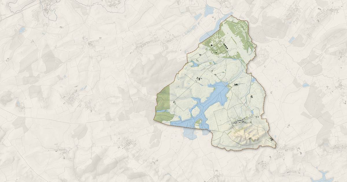Portrait cartographique de Bistroff : relief, eau, forêts, bâti et voies, calculés à partir des données de l'IGN
