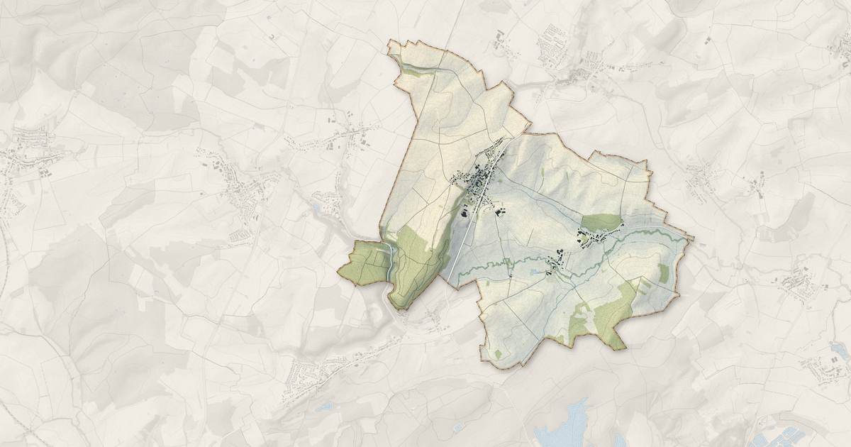 Portrait cartographique de Breistroff-la-Grande : relief, eau, forêts, bâti et voies, calculés à partir des données de l'IGN