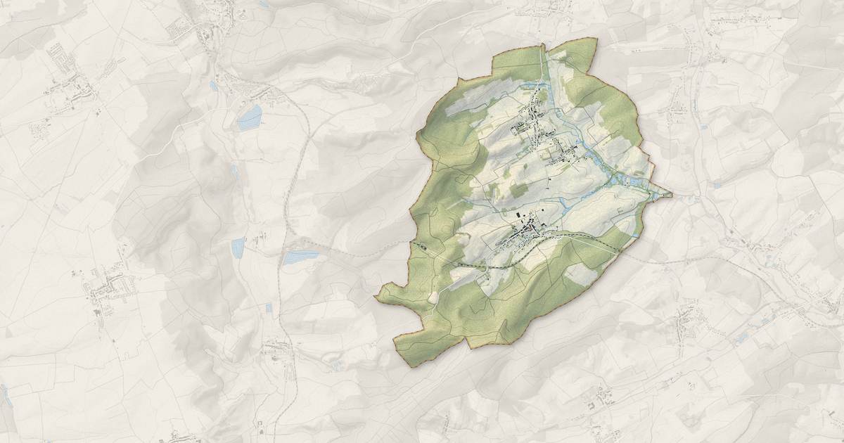 Portrait cartographique de Ébersviller : relief, eau, forêts, bâti et voies, calculés à partir des données de l'IGN