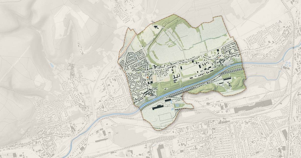 Portrait cartographique de Gandrange : relief, eau, forêts, bâti et voies, calculés à partir des données de l'IGN