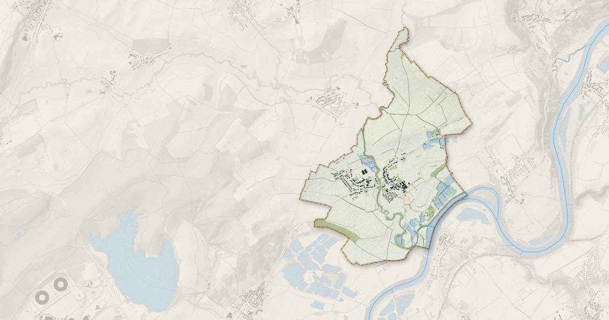 Portrait cartographique de Gavisse : relief, eau, forêts, bâti et voies, calculés à partir des données de l'IGN