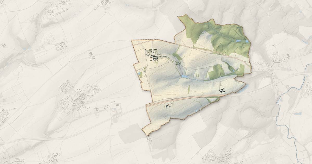 Portrait cartographique de Glatigny : relief, eau, forêts, bâti et voies, calculés à partir des données de l'IGN