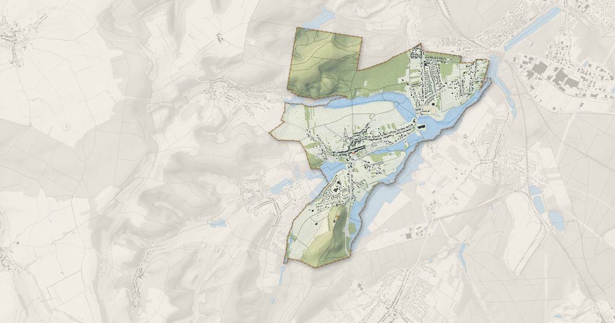 Portrait cartographique de Ham-sous-Varsberg : relief, eau, forêts, bâti et voies, calculés à partir des données de l'IGN