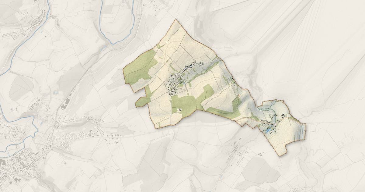 Portrait cartographique de Heining-lès-Bouzonville : relief, eau, forêts, bâti et voies, calculés à partir des données de l'IGN