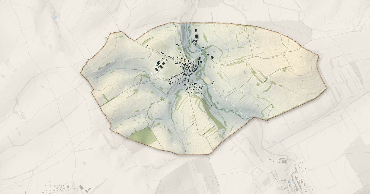 Portrait cartographique de Hellering-lès-Fénétrange : relief, eau, forêts, bâti et voies, calculés à partir des données de l'IGN