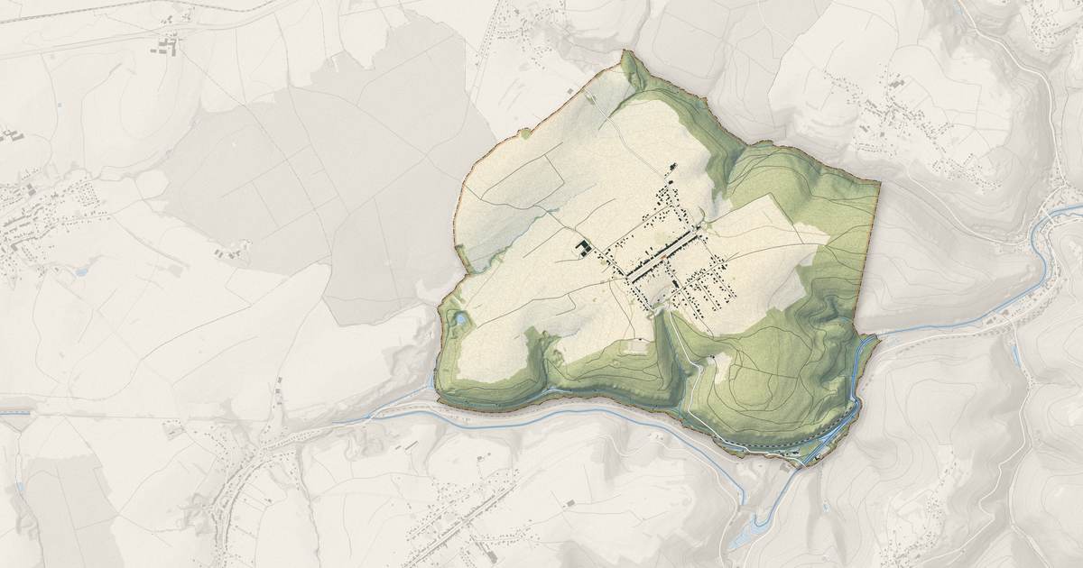 Portrait cartographique de Henridorff : relief, eau, forêts, bâti et voies, calculés à partir des données de l'IGN