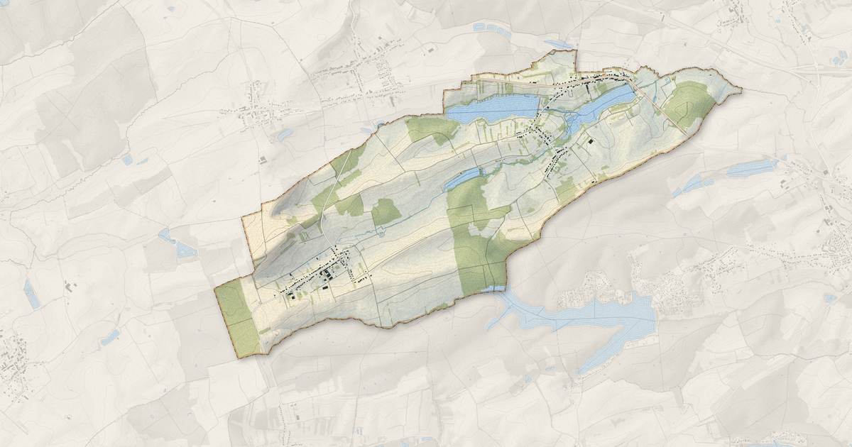 Portrait cartographique de Hoste : relief, eau, forêts, bâti et voies, calculés à partir des données de l'IGN