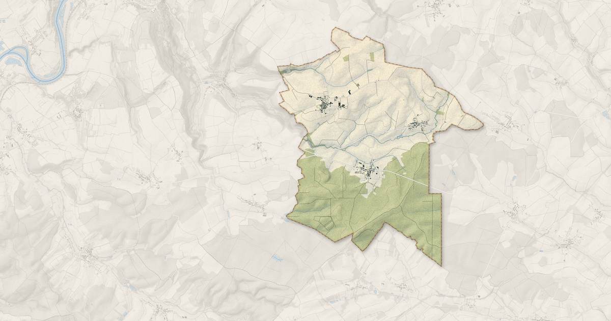 Portrait cartographique de Kirschnaumen : relief, eau, forêts, bâti et voies, calculés à partir des données de l'IGN