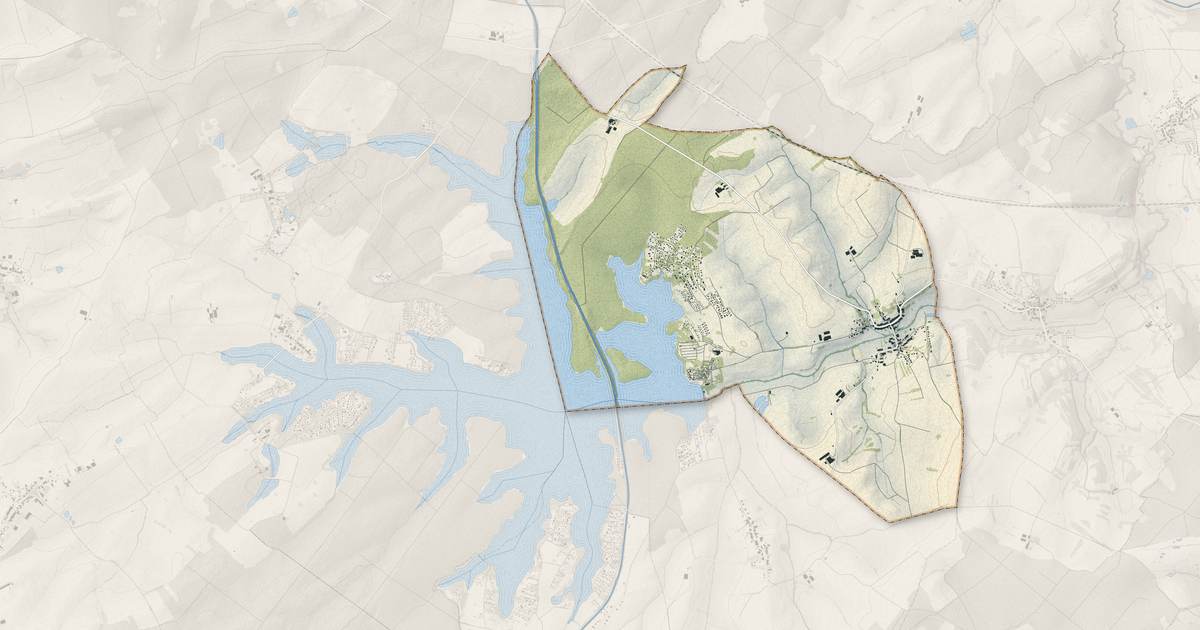 Portrait cartographique de Langatte : relief, eau, forêts, bâti et voies, calculés à partir des données de l'IGN