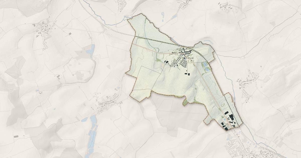 Portrait cartographique de Lemud : relief, eau, forêts, bâti et voies, calculés à partir des données de l'IGN