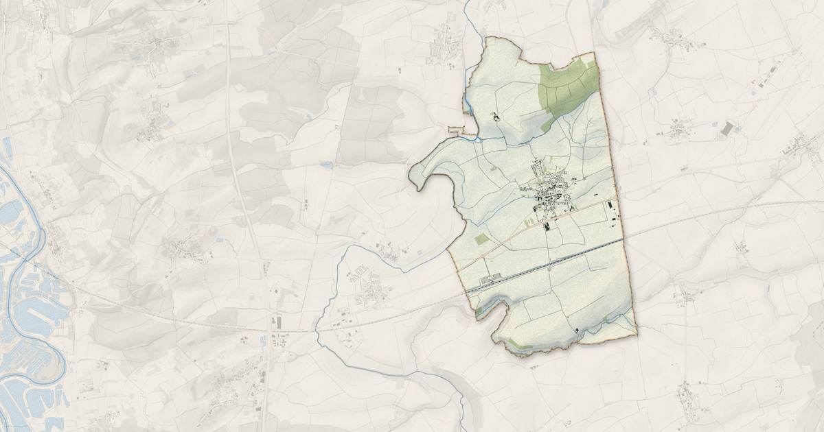 Portrait cartographique de Louvigny : relief, eau, forêts, bâti et voies, calculés à partir des données de l'IGN