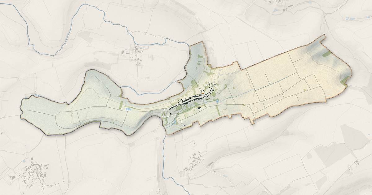 Portrait cartographique de Manhoué : relief, eau, forêts, bâti et voies, calculés à partir des données de l'IGN