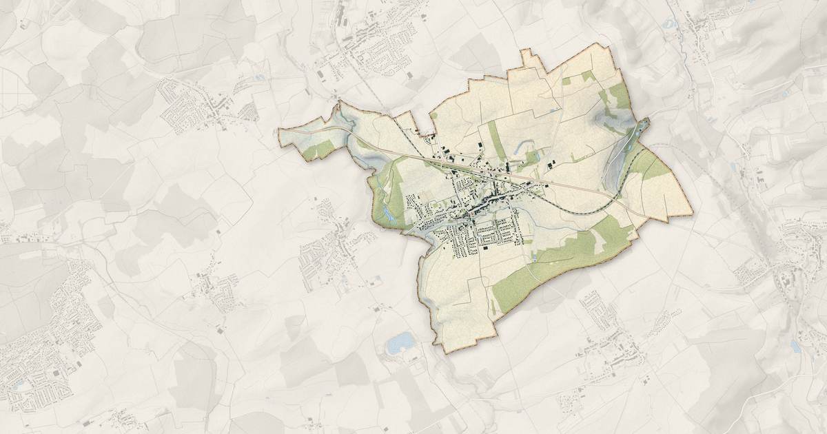 Portrait cartographique de Metzervisse : relief, eau, forêts, bâti et voies, calculés à partir des données de l'IGN