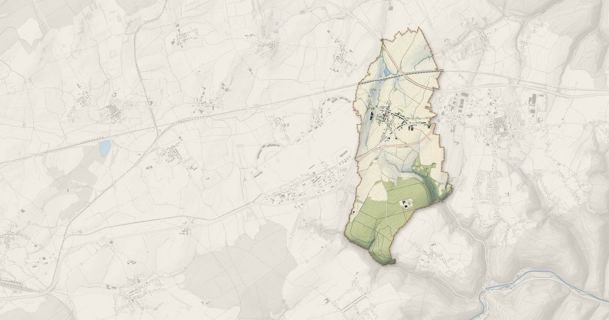 Portrait cartographique de Mittelbronn : relief, eau, forêts, bâti et voies, calculés à partir des données de l'IGN