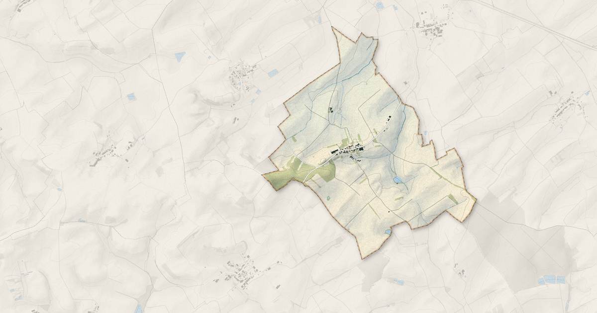 Portrait cartographique de Moncourt : relief, eau, forêts, bâti et voies, calculés à partir des données de l'IGN
