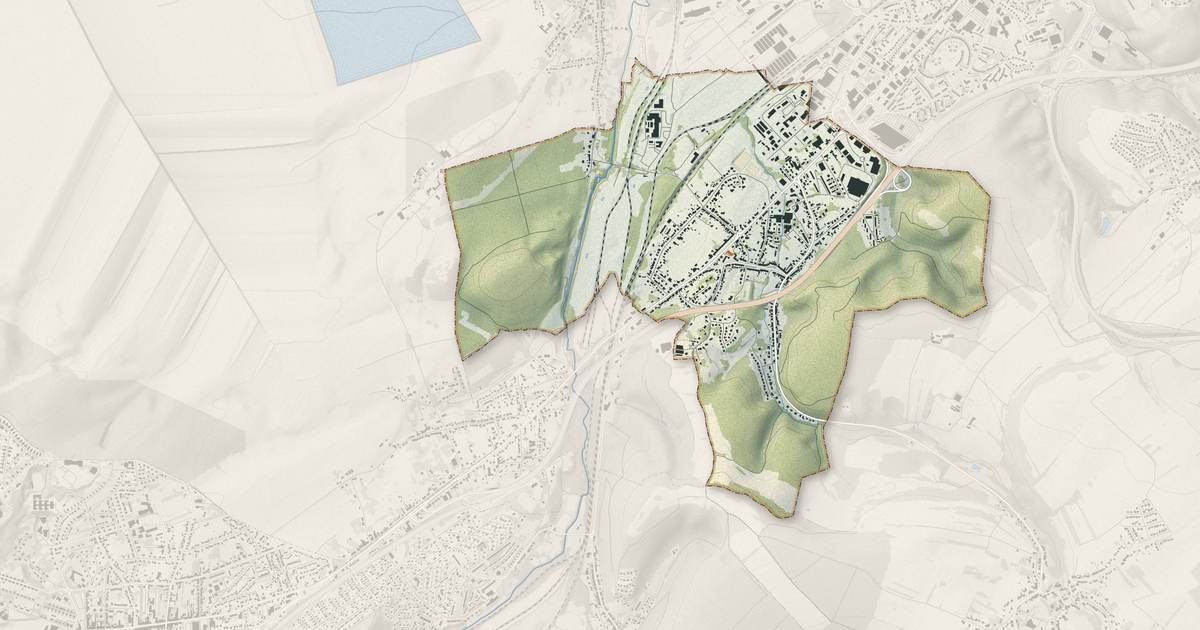 Portrait cartographique de Morsbach : relief, eau, forêts, bâti et voies, calculés à partir des données de l'IGN
