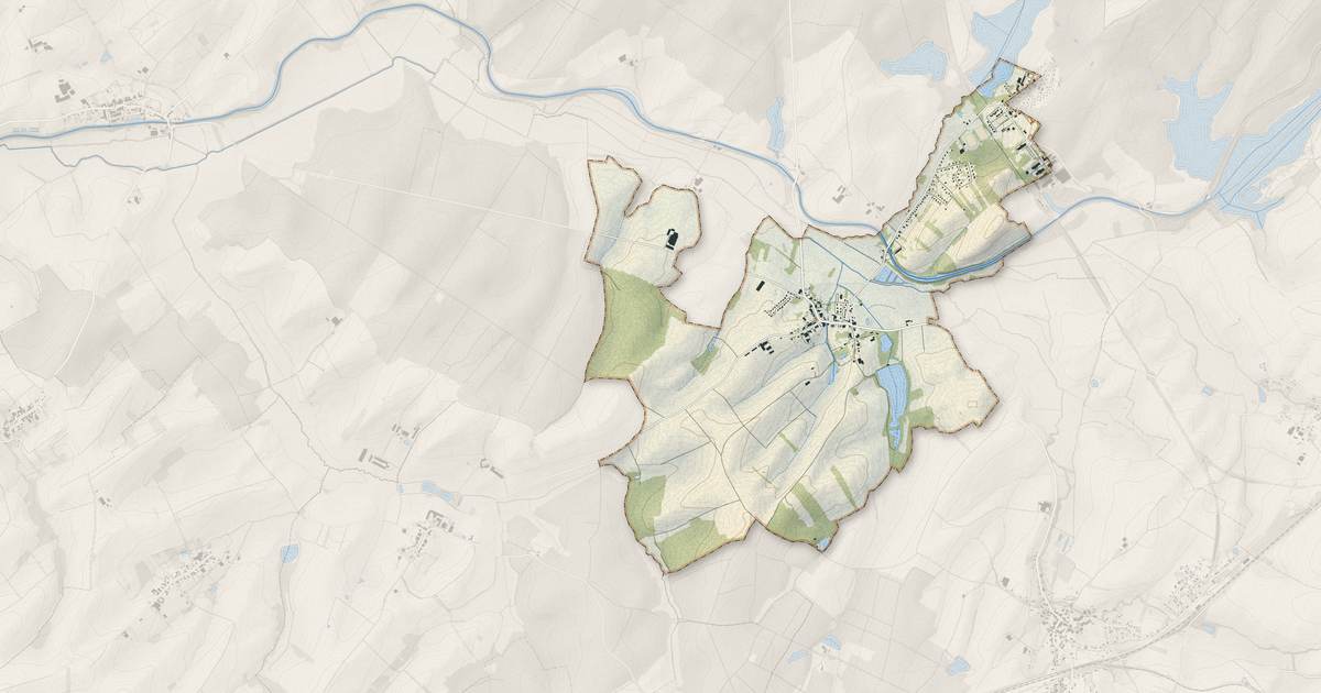 Portrait cartographique de Moussey : relief, eau, forêts, bâti et voies, calculés à partir des données de l'IGN