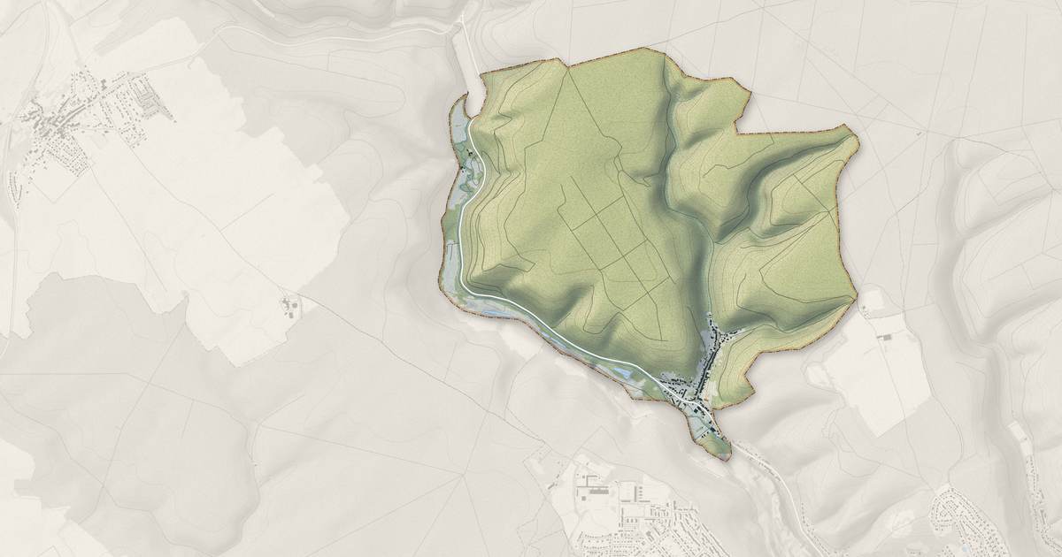Portrait cartographique de Moyeuvre-Petite : relief, eau, forêts, bâti et voies, calculés à partir des données de l'IGN