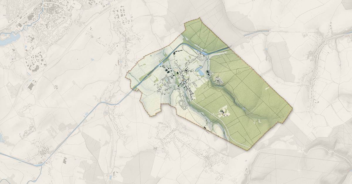 Portrait cartographique de Niderviller : relief, eau, forêts, bâti et voies, calculés à partir des données de l'IGN