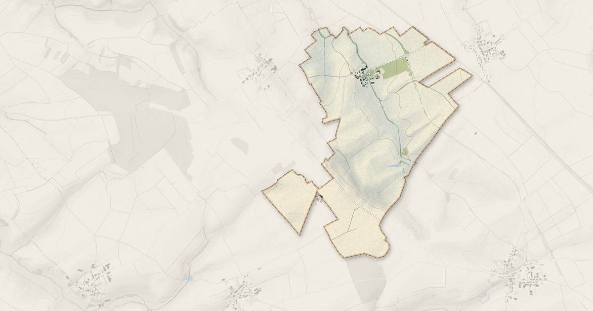 Portrait cartographique de Oriocourt : relief, eau, forêts, bâti et voies, calculés à partir des données de l'IGN