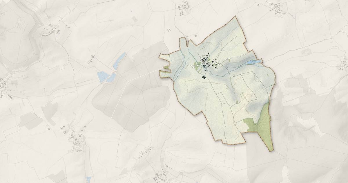 Portrait cartographique de Oron : relief, eau, forêts, bâti et voies, calculés à partir des données de l'IGN
