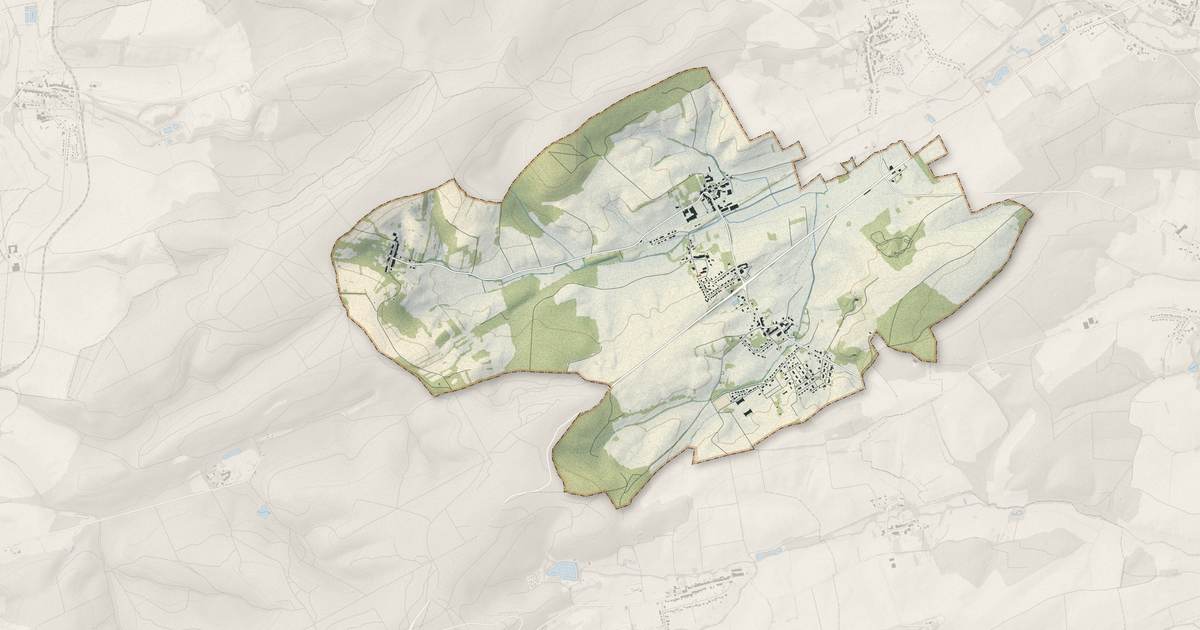 Portrait cartographique de Piblange : relief, eau, forêts, bâti et voies, calculés à partir des données de l'IGN