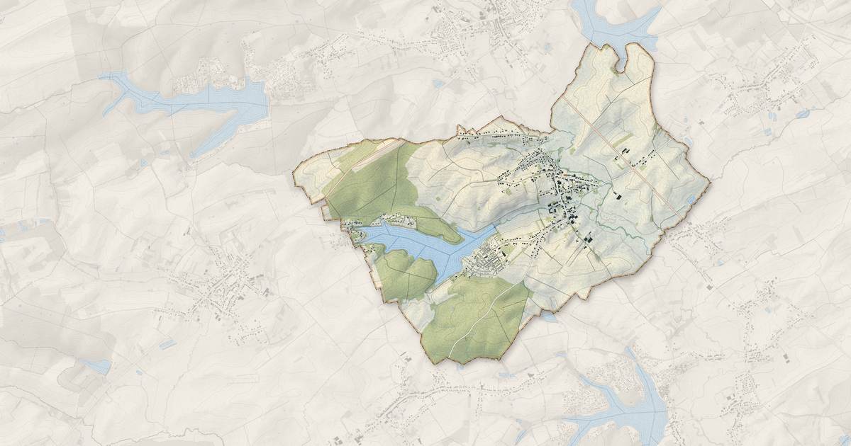 Portrait cartographique de Rémering-lès-Puttelange : relief, eau, forêts, bâti et voies, calculés à partir des données de l'IGN