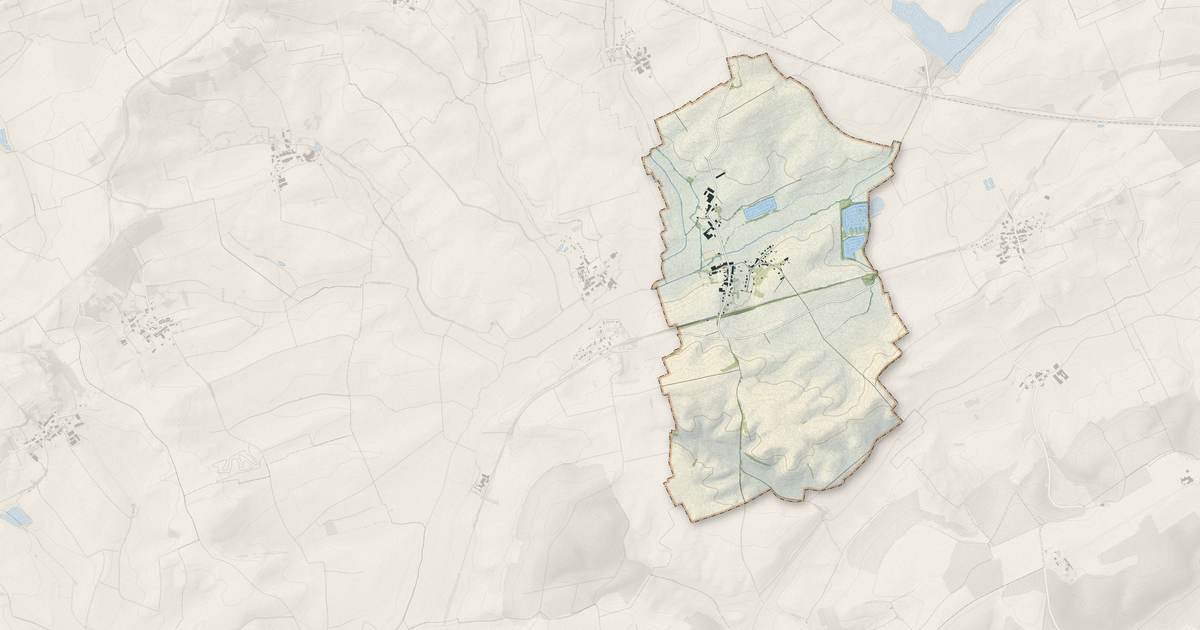 Portrait cartographique de Riche : relief, eau, forêts, bâti et voies, calculés à partir des données de l'IGN