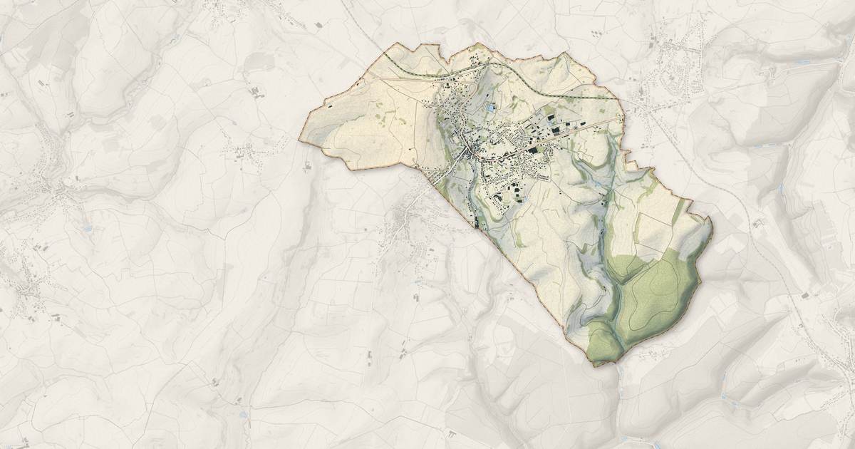 Portrait cartographique de Rohrbach-lès-Bitche : relief, eau, forêts, bâti et voies, calculés à partir des données de l'IGN
