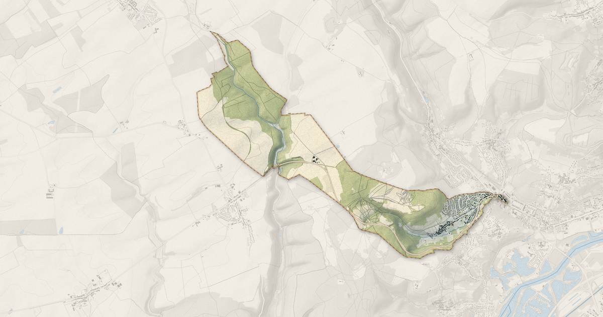 Portrait cartographique de Rozérieulles : relief, eau, forêts, bâti et voies, calculés à partir des données de l'IGN