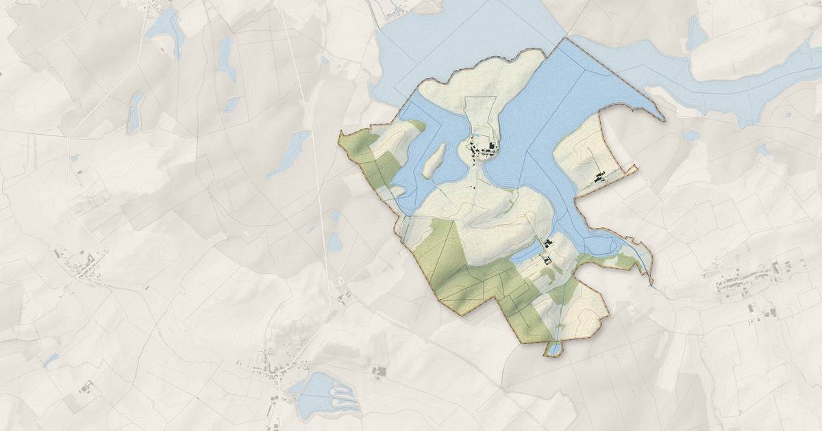 Portrait cartographique de Tarquimpol : relief, eau, forêts, bâti et voies, calculés à partir des données de l'IGN