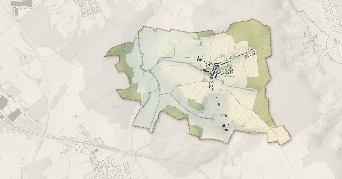 Portrait cartographique de Valmestroff : relief, eau, forêts, bâti et voies, calculés à partir des données de l'IGN
