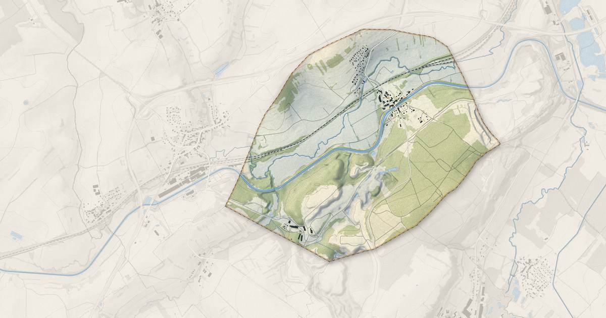 Portrait cartographique de Xouaxange : relief, eau, forêts, bâti et voies, calculés à partir des données de l'IGN