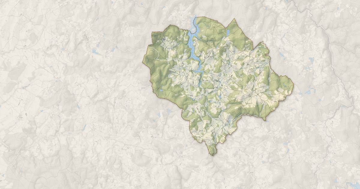 Portrait cartographique de Brassy : relief, eau, forêts, bâti et voies, calculés à partir des données de l'IGN
