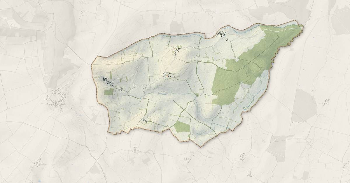Portrait cartographique de Challement : relief, eau, forêts, bâti et voies, calculés à partir des données de l'IGN